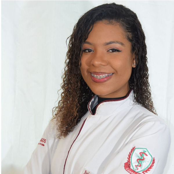 Andreanne Campos - 5º Período 