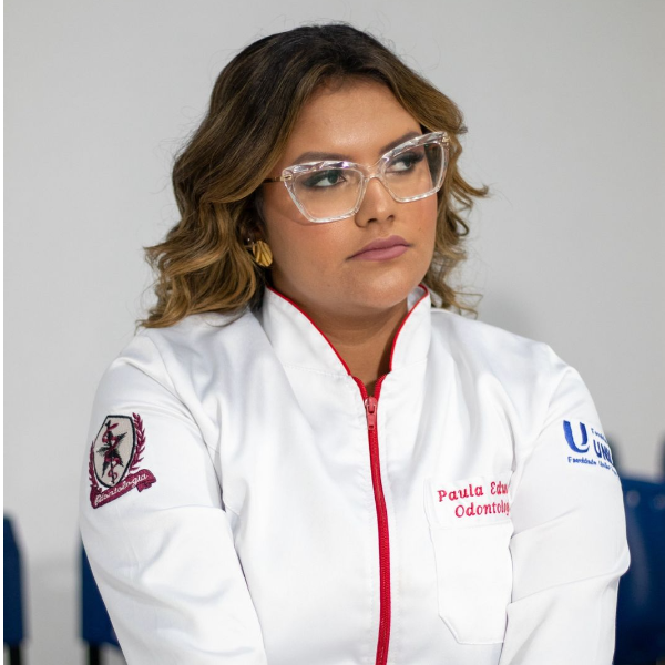 Paula Eduarda - 7º Período 