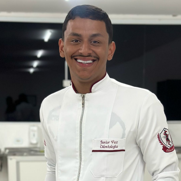 Júnior Vaz - 1º Período 