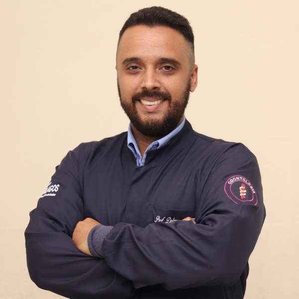 Prof. Diogo Araújo 