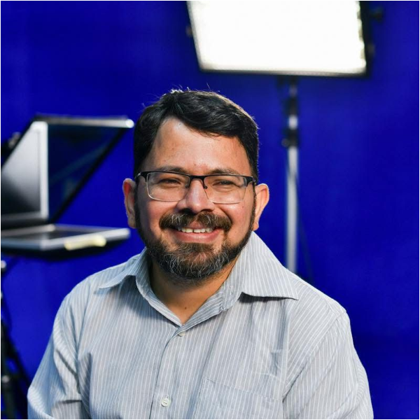 Doutorando Paulo Afonso dos Santos Tavares