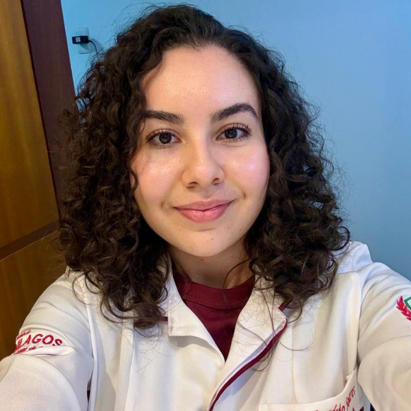 Larissa Soares - 5º Período 