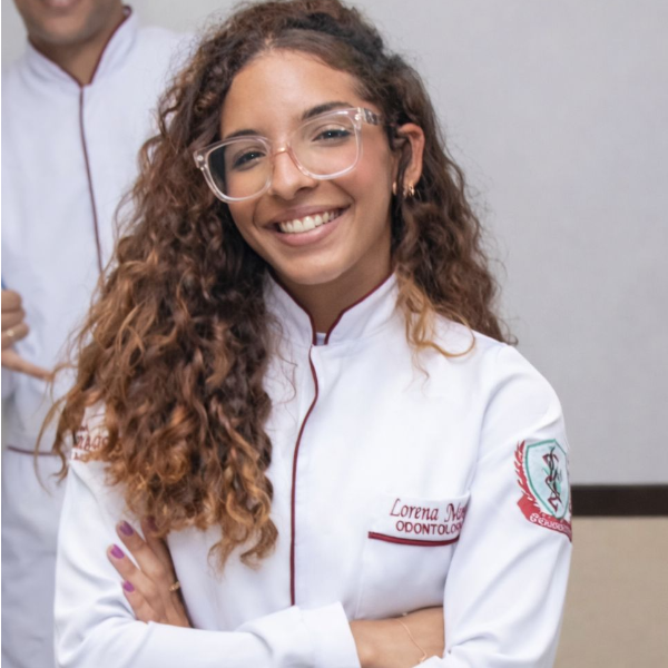 Lorena Alves - 7º Período 