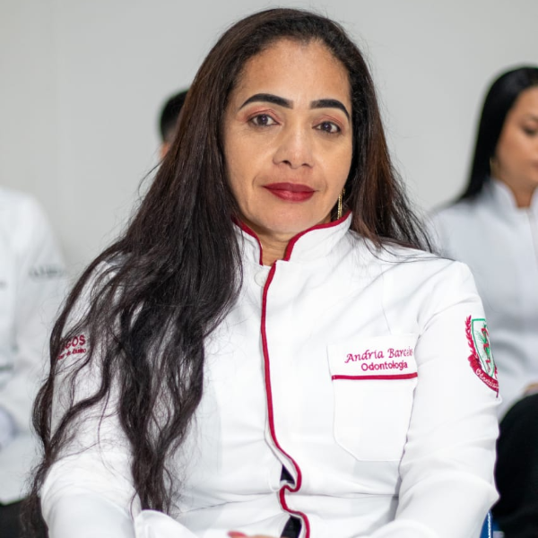 Andria Barcelos - 8º Período 