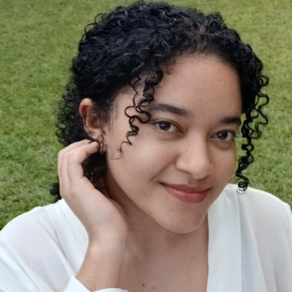 Sabrina Maria Silva Oliveira