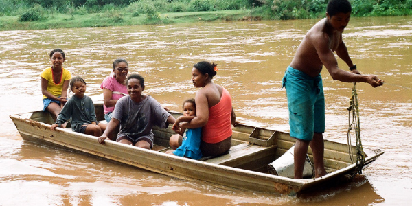 População dos Campos, Florestas e Águas
